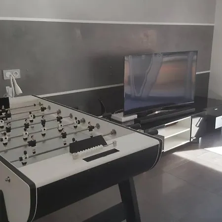 Loft 5* Centre, Terras. Park Babyfoot Clim Vélos *